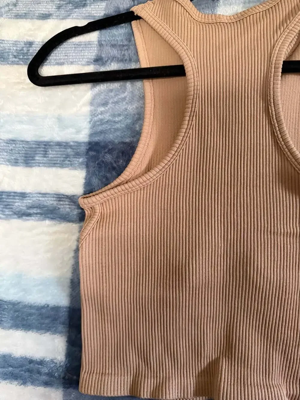 Dynamic Ribbed Sculpt Tank Top - Tan - Picture 5 of 6